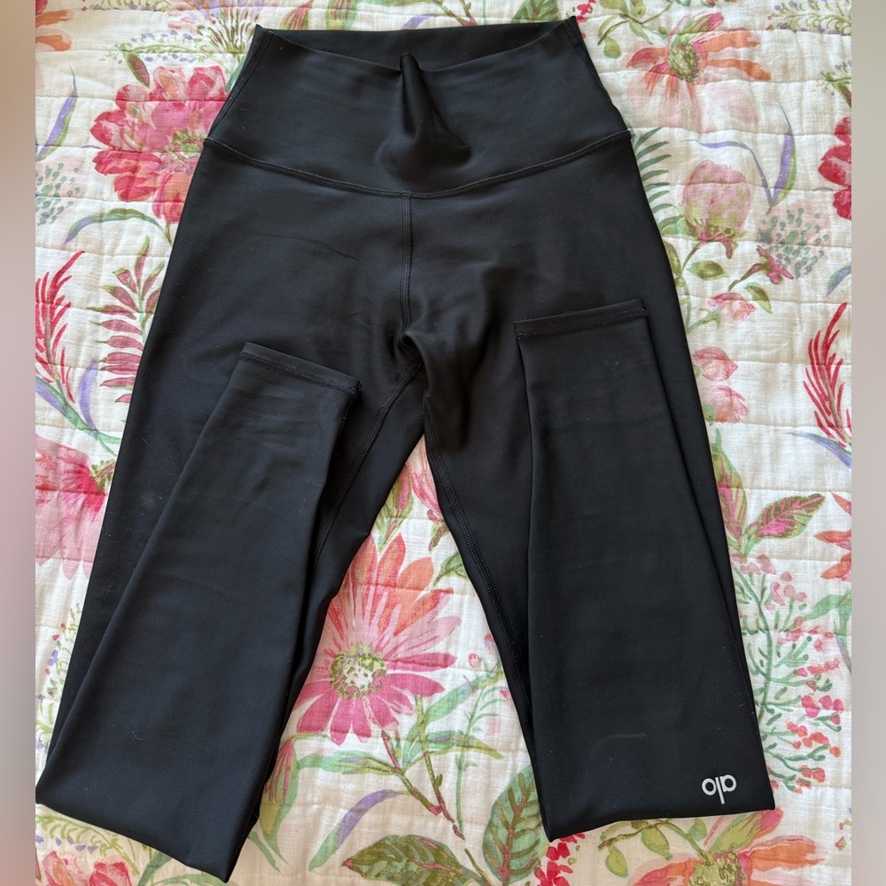 ALO yoga high waist airlift leggings